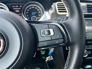 Volkswagen Golf Volkswagen Golf 2.0 TSI R 4M - afbeelding nr 29