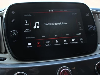 Fiat 500 Fiat 500 1.0 Hybrid Dolcevita Cabriolet Parksensoren achter Cruise Control Radio DAB / DAB+ - afbeelding nr 20