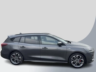 Ford Focus Ford Focus Wagon 1.0 EcoBoost Hybrid ST Line X 125pk | 18 Inch Lichtmetaal | Elektrische Achterklep | Panoramadak | Driver Assistance Pack | Winterpack | Matrix Led koplampen - afbeelding nr 2