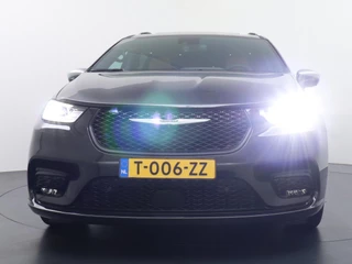 Chrysler Pacifica Chrysler Pacifica 3.6 V6 Hybrid 7 PERSOONS | ZEER LUXE UITGERUST | PANO | 360 CAMERA | LEDER+ STOELVENTILATIE+STOELVERWARMING - afbeelding nr 3