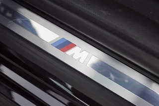 BMW 3 Serie BMW 3 Serie 330e Touring M Sport / Panodak / Leer / Trekhaak / Head-up/ Laser/Harman Kardon - afbeelding nr 48