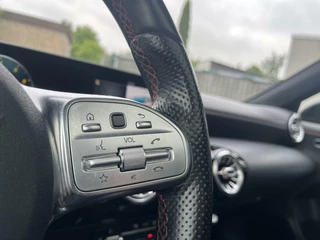 Mercedes-Benz A-Klasse Mercedes A-klasse 250 225PK AMG PANO+19INCH+LED+SFEER+CAMERA - afbeelding nr 9