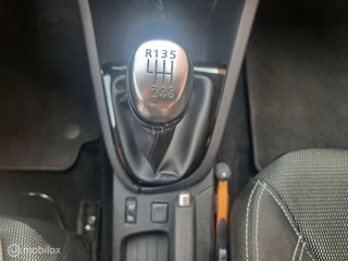 Renault Clio Renault Clio 1.2 TCe Limited - afbeelding nr 21