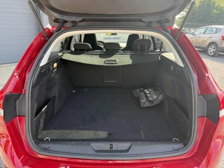 Peugeot 308 Peugeot 308 SW 1.2 PureTech Style 1e Eigenaar,Pano,Navi,131pk,Trekhaak,6 Bak,Clima,Cruise,Pdc,Lm Velgen,Dealer Onderhouden,Apk tot 11-2025 - afbeelding nr 19