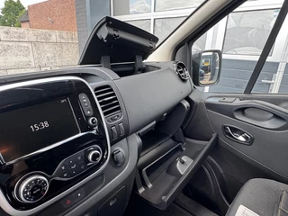 Renault Trafic Renault Trafic 2.0 DCi 170PK Automaat Dubbel Cabine / Trekhaak / Clima - afbeelding nr 39