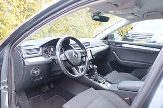 Škoda Superb Skoda Superb 1.4 TSI ACT DSG Aut. Style Carplay|Ecc|Navi|Pdc|Lmv|Iso-fix - afbeelding nr 14