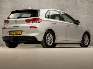 Hyundai i30 (APPLE CARPLAY, NAVIGATIE, CAMERA, CLIMATE, TREKHAAK, SPORTSTOELEN, CRUISE, LM VELGEN, NIEUWSTAAT) - afbeelding nr 5