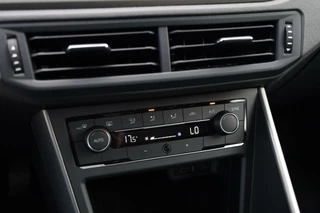 Volkswagen Polo Volkswagen Polo 1.0 TSI 95pk Comfortline Business Navi Clima ACC DAB+ CarPlay NL-Auto NAP! - afbeelding nr 8