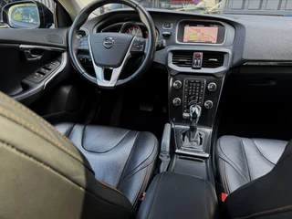 Volvo V40 Volvo V40 V40 Cross Country T3 152pkSummum panorama leer camera - afbeelding nr 5