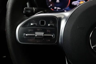 Mercedes-Benz C-Klasse Mercedes-Benz C-klasse 300e AMG Limited | Panoramadak | Stoelverwarming |  360 camera | Matrix LED | Carplay | Trekhaak | Leder/Alcantara | Climate control - afbeelding nr 15