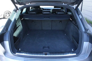 Audi e-tron Audi e-tron e-tron 55 QUATTRO ADVANCED 95 kWh PANO ORG NL - afbeelding nr 35