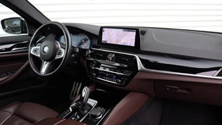 BMW 5 Serie BMW 5 Serie Touring M550d xDrive High Executive | Stoelventilatie | Harman/Kardon | M Onderstel Professional | Standkachel | Head-up | Trekhaak - afbeelding nr 41