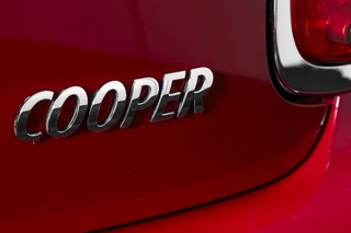 MINI Cooper MINI Cooper 1.5 135 PK Chili - JCW Trim | Cruise | Stoel-+Voorruitverw. | PDC | NAV | ECC | LM 17