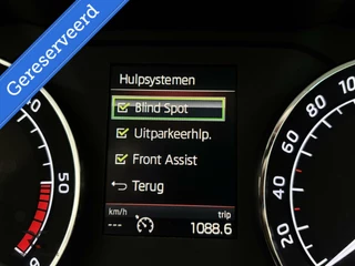 Škoda Superb Skoda Superb Combi 2.0 TDI 150 pk DSG Style Buss. | Navi | Pano | ACC | LED | Leder | Canton | 19