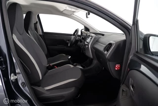 Toyota Aygo Toyota Aygo 1.0 VVT-i 72pk X-Play applecarplay|airco|camera|dab|lmv15 - afbeelding nr 6