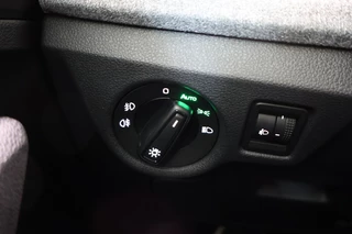 Škoda Kamiq Škoda Kamiq 1.5 TSI ACT Style | Two-Tone! - afbeelding nr 32