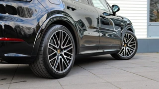 Porsche Cayenne | InnoDrive | Head-up | Panoramadak | Soft-Close | BOSE Sound | Achterasbesturing - afbeelding nr 19