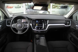 Volvo V60 ➡️ Volvo V60 2.0 B3 Momentum Advantage | 1e eigenaar | BTW auto | Origineel NL | LED | Camera | 17 inch | Cruise-control | PDC | DAB | 163 pk | Lane assist | Rij-modus | - afbeelding nr 12