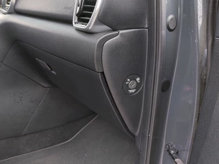 Kia Sportage 1.6 T-GDI 177pk Automaat GT-Line | Navi | Apple Carplay+Android Auto | Clima | Cruise | UBL Sound | Panorama Schuifdak | Led Koplampen | Keyless Entry | Pdc V+A+Camera | Privacy Glass |19''lm - afbeelding nr 32