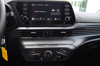 Hyundai i20 Hyundai i20 1.0 T-GDI Comfort Aut Navi|Cam|Pdc|LM 15