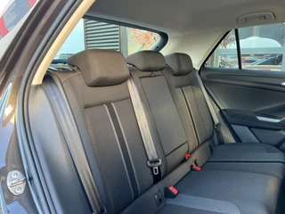 Volkswagen T-Roc Volkswagen T-Roc 1.0 TSI Style | Adeptive Cruise Control | Trekhaak | Navigatie | Parkeersensoren | Apple CarPlay/Android Auto - afbeelding nr 37