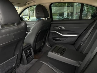 BMW 3 Serie BMW 3-serie 320i Executive Sport Sportstoelen|Sfeer|Dealer Onderhouden - afbeelding nr 17