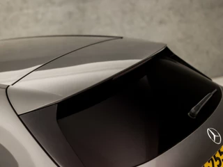 Mercedes-Benz A-Klasse Automaat (APPLE CARPLAY, GROOT NAVI, CAMERA, LEDER/ALCANTARA, DIAMOND GRILL, SPORTSTOELEN, STOELVERWARMING, GETINT GLAS, WIDESCREEN, NIEUWE APK, NIEUWSTAAT) - afbeelding nr 34
