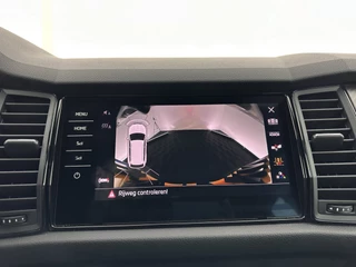 Škoda Kodiaq Aut. *ADAPTIVE-CRUISE | LEATHER-MICROFIBRE | DIGI-COCKPIT | FULL-LED | CANTON-SOUND | SPORT-SEATS | KEYLESS | CAMERA | DAB+ | AMBIENT-LIGHT | NAVI-FULLMAP | ECC | PDC | 19''ALU* - afbeelding nr 16