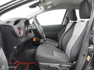 Toyota Yaris Toyota Yaris 1.5 VVT-i Design Red - afbeelding nr 10