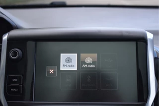 Peugeot 2008 | NL-Auto | Pano.dak | Nav | Cruise Contr | Climate Contr | PDC | Trekhaak | NAP - afbeelding nr 18