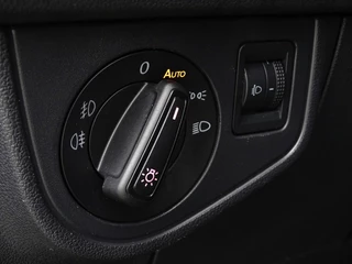 Volkswagen Polo Volkswagen Polo 1.0 TSI 95PK / Highline / 2020 / ACC / LED / *NAP* - afbeelding nr 34