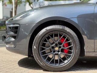 Porsche Macan Porsche Macan 3.0 GTS Burmester ACC Pano Cognac L Chrono Vol geoptioneerd Onderhoudshistorie Distronic Flippers Stoelkoeling/verwa - afbeelding nr 30