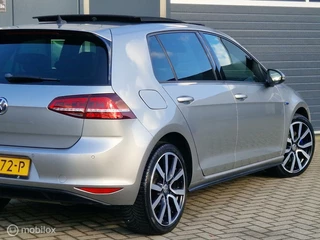 Volkswagen Golf Volkswagen Golf 1.4 TSI GTE / NIEUWE ACCU PAKKET / PANO / LEDER / NETTE AUTO / - afbeelding nr 7