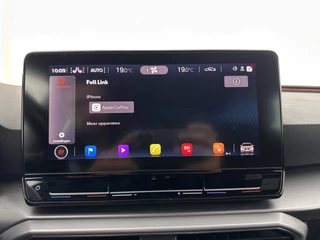 SEAT Leon SEAT Leon Sportstourer 1.5 eTSI FR Launch Edition Aut. *FULL-LED | DIGI-COCKPIT | NAVI-FULLMAP | LEATHER-MICROFIBRE | CARPLAY | KEYLESS | SHIFT-PADDLES | SPORT-SEATS | HEATED-SEATS | AMBIENT-LIGHT | CAMERA | ECC | PDC | CRUISE | TOWBAR | 17' - afbeelding nr 14
