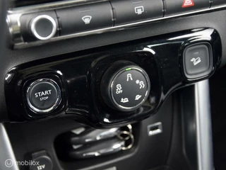 Citroën C3 Aircross Citroen C3 Aircross 130pk Shine I Schuif/kanteldak I Leder I - afbeelding nr 40