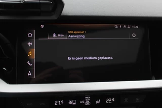 Audi S3 Audi S3 Limousine 2.0 TFSI quattro Edition One / Panoramadak / Camera / RS Seats / B&O / 19'' / Matrix LED / Navigatie / Dodehoek / ACC / Stoelverwarming / DAB - afbeelding nr 21
