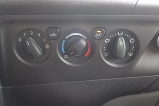 Ford Transit Custom Ford Transit Custom 270 2.2 TDCI L1H1 Trend - NL- Auto!! Parkeersensoren V + A I Voorruitverw I Navi - afbeelding nr 18