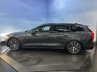 Volvo V60 Volvo V60 2.0 T5 R-Design Clima | Navi | PDC | LED | Harman / Kardon |Trekhaak - afbeelding nr 3