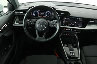 Audi A3 Audi A3 30 TFSI Business Edition | Virtual Cockpit |  Sportstoelen | Carplay | Climate control | Full LED | Cruise control | PDC | Navigatie - afbeelding nr 3
