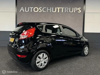 Ford Fiesta Ford Fiesta 1.5 TDCi Edition 5 DEURS / LED / NAVI / AIRCO / CRUISE - afbeelding nr 2