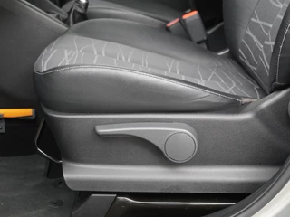 Kia Venga Kia Venga 1.4 CVVT DynamicPlusLine - Navigatie - Camera - Climate control - Cruise control - 12 maanden garantie - afbeelding nr 25