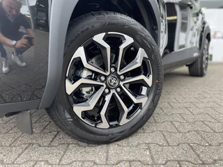 Toyota Yaris Cross Toyota Yaris Cross 1.5 Hybrid 130 Dynamic | Comfort Pack | Sensoren v/a | Stoelverw - afbeelding nr 4