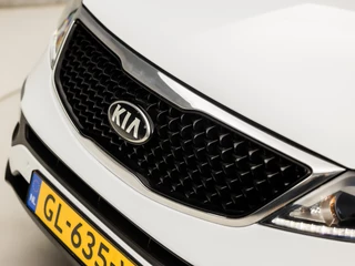 Kia Sportage Kia Sportage 1.6 GDI Luxury (PANORAMADAK, NAVIGATIE, CAMERA, LEDER, SPORTSTOELEN, XENON, GETINT GLAS, CLIMATE CONTROL, NIEUWSTAAT) - afbeelding nr 27