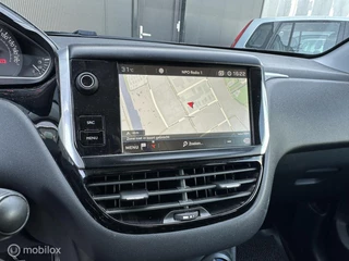 Peugeot 208 Peugeot 208 1.2 PureTech Blue Lion |CRUISE | CARPLAY | TREKHAAK | - afbeelding nr 12
