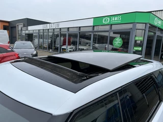 Land Rover Range Rover Evoque Land Rover Range Rover Evoque 1.5 P300e AWD R-Dynamic Panodak - afbeelding nr 11