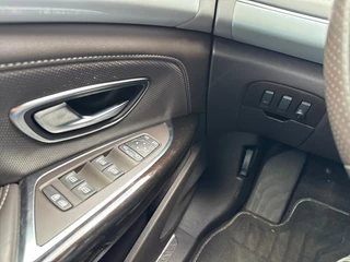 Renault Espace Renault Espace 1.6 DCI INITIALE PARIS 7P PANO-DAK/TREKHAAK/CAMERA/LEDER/BOSE/NAVI - afbeelding nr 18