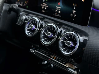 Mercedes-Benz A-Klasse Mercedes A-klasse 220 AMG A45 Pakket | Ambient | Camera | - afbeelding nr 27