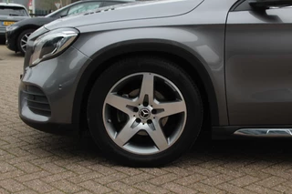 Mercedes-Benz GLA Mercedes-Benz GLA 180 Business Solution AMG / Camera / Apple CarPlay / Half leder / 19'' / Navigatie / Stoelverwarming / Cruise Control - afbeelding nr 14