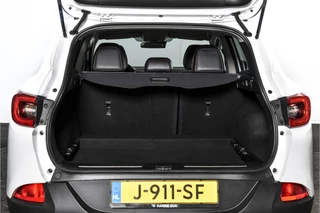 Renault Kadjar | Cruise | Stoelverw. | PDC | Camera | NAV | ECC | Trekhaak | LM 19