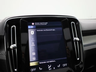 Volvo XC40 Volvo XC40 1.5 T5 Recharge R-Design | Panoramadak | Harman/Kardon | 360 camera | Memorystoelen | Alcantara | - afbeelding nr 19